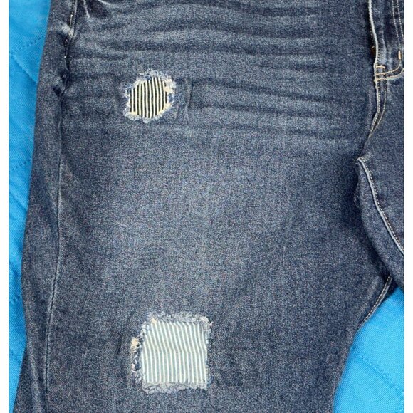 Lane Bryant Girlfriend Crop Jeans Size 26 Mid Rise Flex Waistband Distressed - Picture 3 of 16